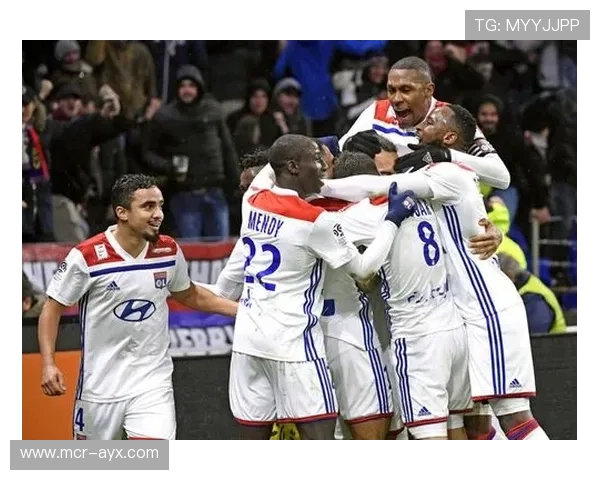 法甲历史7冠王里昂的重建之路：从辉煌到中游挣扎