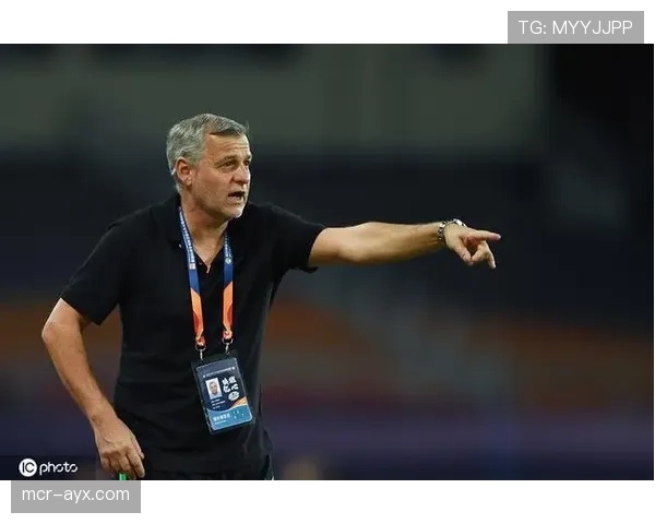 热内西奥父亲离世后坚持带队出征：因这是我该做的职业精神